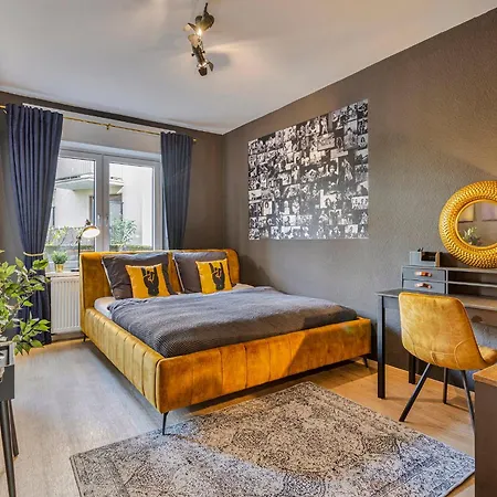 Apartment Rock Trifft Ruhrpott By Cordis Sky Fuer Bis Zu 3 Personen 5 Minuten Zur Messe Oder Hauptbahnhof *